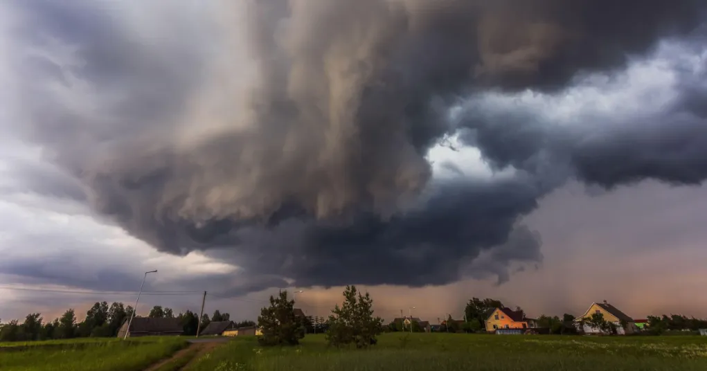 Storm Austen nadert: KMI waarschuwt voor noodweer in Vlaams-Brabant